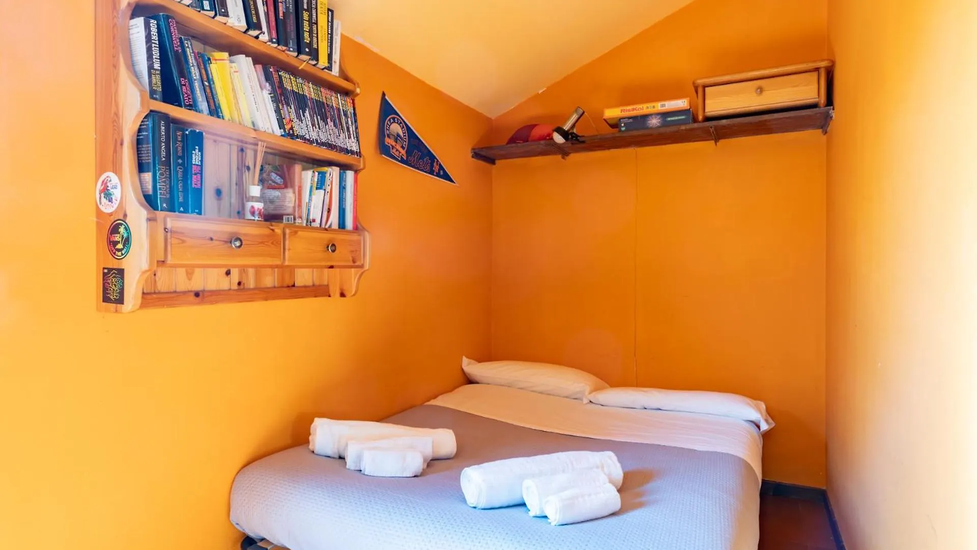 Spacious Mountain View Attic Apartment Barzio Italy