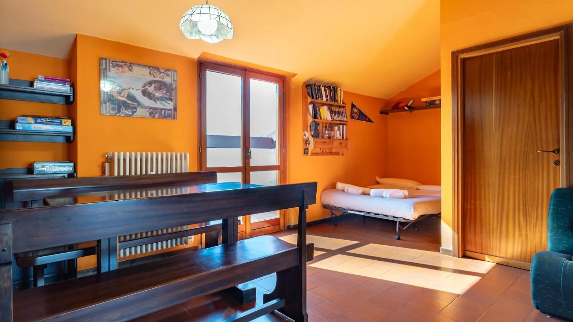 Spacious Mountain View Attic Apartment Barzio